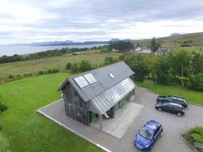 3 Bedroom Scenic Eco-house in Scotland, Highlands, Gruinard Bay